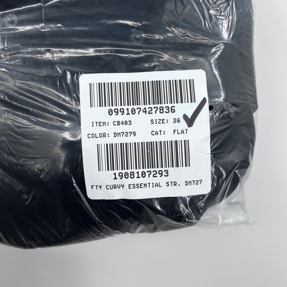 J.Crew Curvy essential straight black jean in all-day stretch - Picture 3 of 4